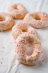 glazed donuts 