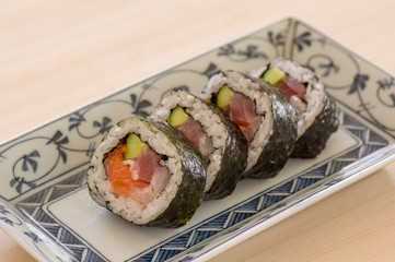 海鮮巻き寿し