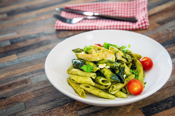 penne with chicken sauce Pesto