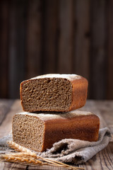 Form rye-wheat bread on the cut.