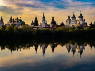 Fototapeta na wymiar Colorful Izmailovo kremlin