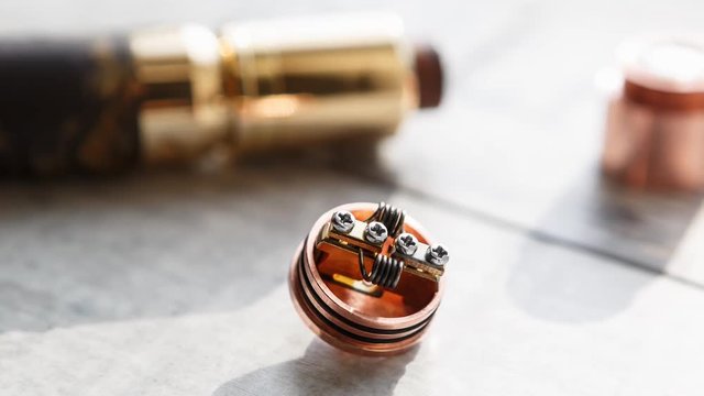 Modern electronic mech mod vaping device spare parts.Popular vaporizer e-cig gadget to vape glycerin e-liquid.Quit smoking nicotine cigarette,start vaping safe ecig vape