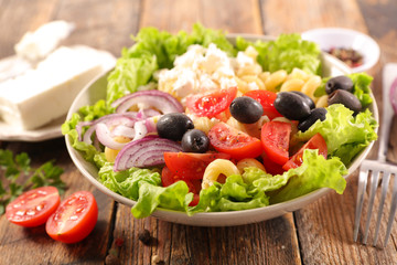 vegetable salad  with cheese