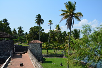 Fototapeta na wymiar Château San Felipe Rio Dulce Izabal Guatemala