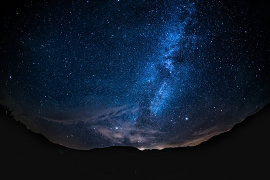 夜空 のストック写真 ロイヤリティフリーの画像 ベクター イラスト Adobe Stock
