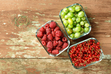 mix of summer berries