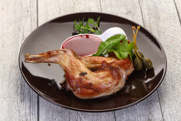 Roasted rabbit legs