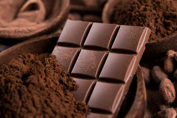 Chocolate bar, candy sweet, cacao beans and powder - 258202087