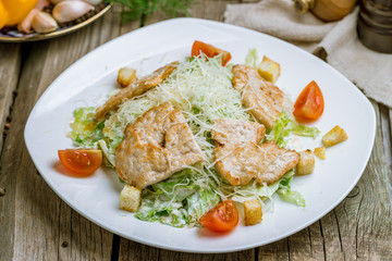 Salad caesar with chicken