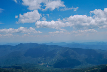 Fototapeta premium View of Presidential Range of the White Mountains, from top of Mount Washington New Hampshire