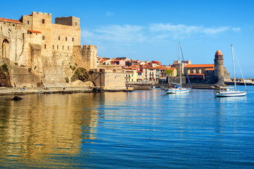 Fototapeta na wymiar Collioure, France, the Old town with Royal castle and church