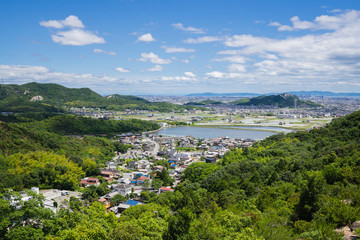 鹿嶋神社の大鳥居周辺の風景