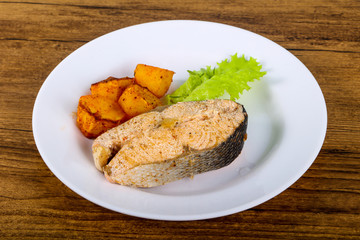 Steamed salmon