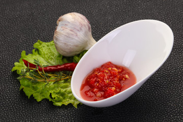 Spicy tomato and garlic sauce