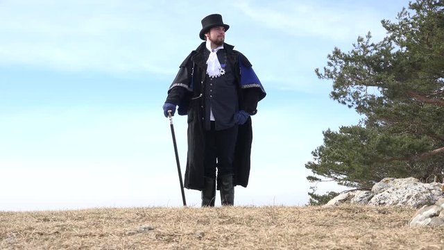 Vampire Lord turning around