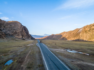  A bird's eye view of Xinjiang Bayinbrook Grassland Highway 
