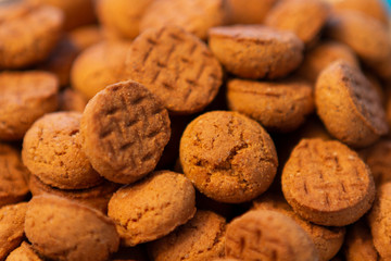 pepernoten, dutch treat