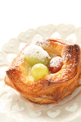 Grape and custrard cream Danish pastry