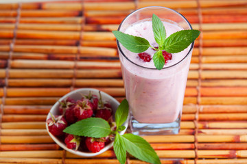 Raspberry smoothie with mint