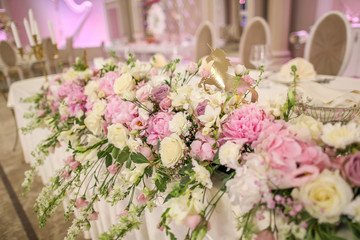 Beautiful flower decoration on wedding table