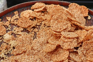 Thai crispy rice cracker