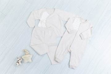 Children's knitted suits, breathable and comfortable
