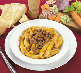 Maccheroni al pettine con ragù di carne