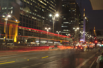Avenida Paulista de Noite
