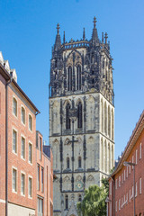 Fototapeta na wymiar Liebfrauen Überwasserkirche (Liebfrauenkirche) Münster