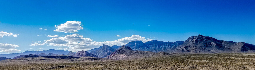 mountains in red rock canyon