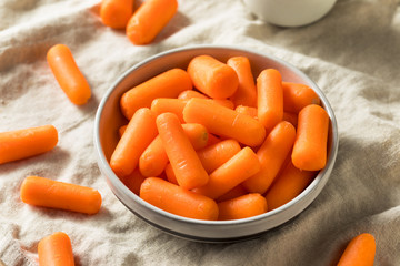 Raw Organic Orange Baby Carrots