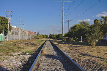 Fototapeta premium Schiene durch Guadalajara, Mexiko