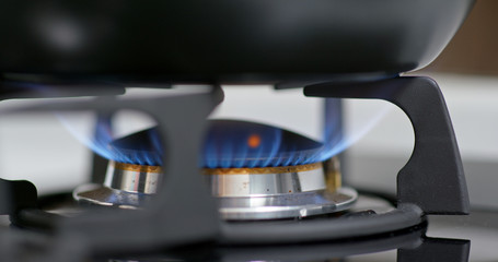 Gas cooking stove