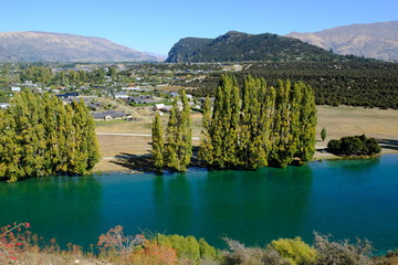Fototapeta premium Clutha River near Wanaka, Central Otago, New Zealand