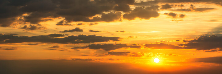 Fototapeta na wymiar abendsonne hintergrund panorama