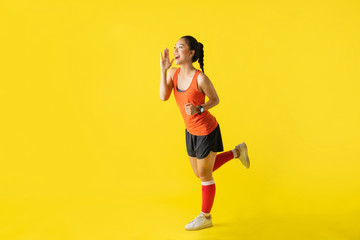 Runner asian woman announcer news on yellow background about race