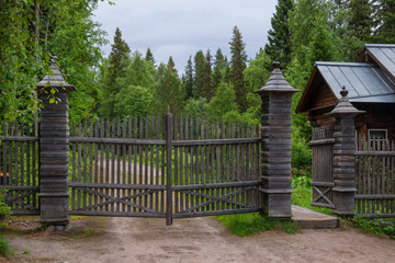 Fototapety  SOLOVKI, REPUBLIC OF KARELIA, RUSSIA - JUNE 27, 2018:  Entrance to the  Botanical garden of the Solovetsky Islands. Solovki Islands, Arkhangelsk region, White Sea