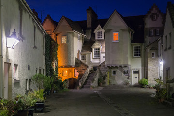 White Horse Close by night