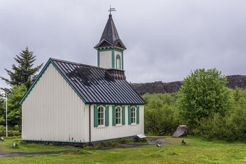 Fototapeta na wymiar Small wooden church in Thingvellir park in Iceland