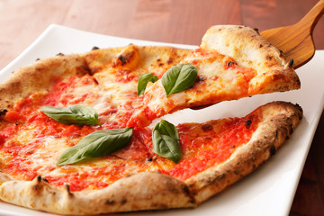 ピッツァマルゲリータ　Italian Pizza Margherita
