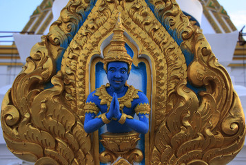 statue in thai temple