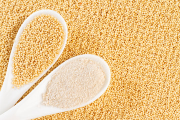 amaranth flour in bowl, superfood