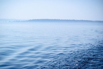 Segelboot am Bodensee, Segelyacht im Meer