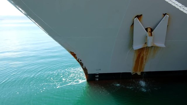 Bow of New Zealand Naval ship HMNZS Wellington