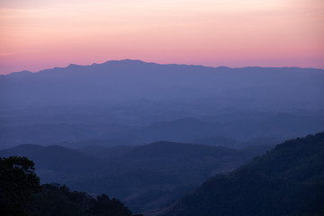Fototapeta na wymiar beautiful scene, mountain view sunrise in the morning.