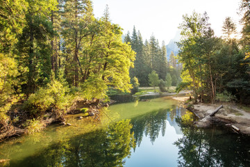 Fototapeta na wymiar Spectacular views of the Yosemite National Park in autumn, California, USA