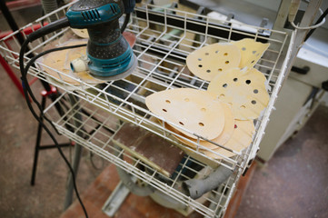 Circles for orbital sanders for wood