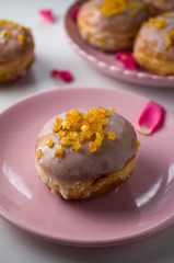 Polish donuts with icing