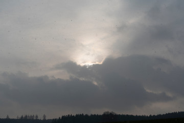 Fototapeta na wymiar Wolken Sturm Sonne