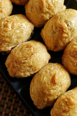 Inarizushi, fried bean curd sushi 